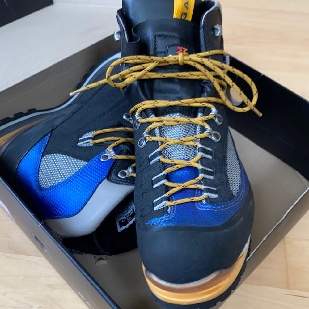 Men's Garmont Epic Plus Hiking/Climbing Boots 10.5